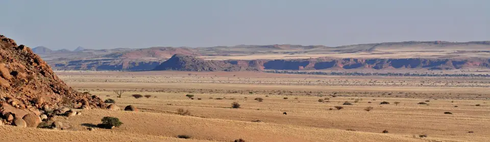 k-23.02LandschaftNamibNaukluftLodge02.jpg