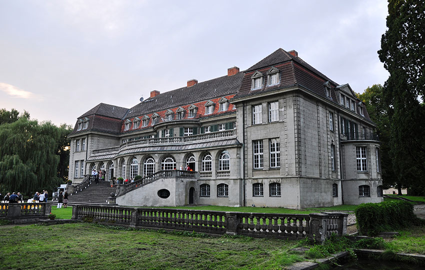 Schloss Bellin