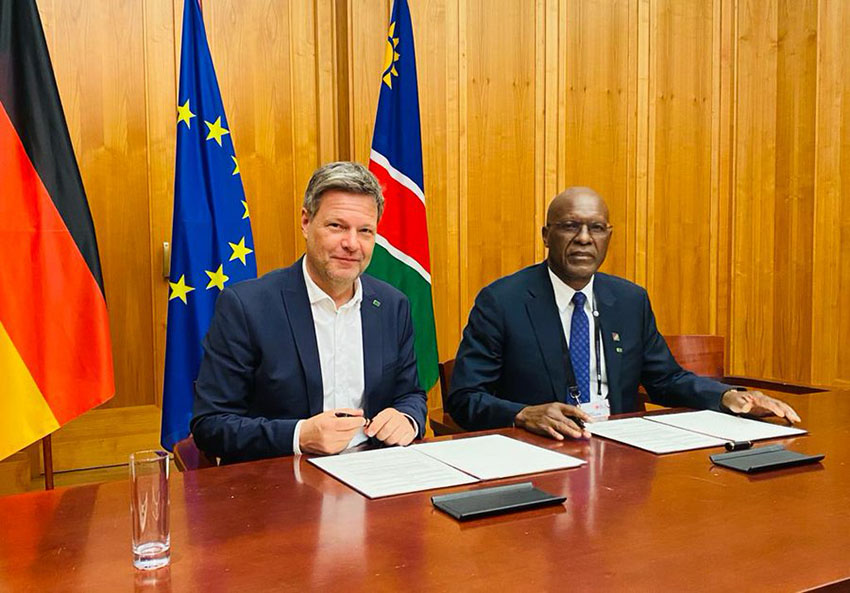 Bundesminister Robert Habeck und Namibias Minister Tom Alweendo
