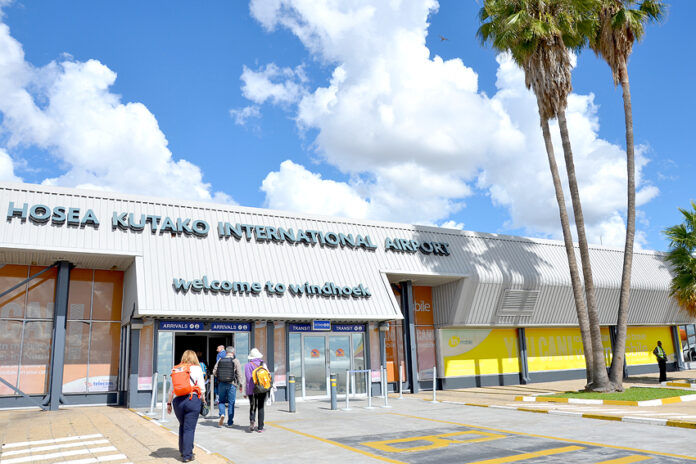 Einreise Urlauber Internationaler Flughafen Hosea Kutako Windhoek Namibia